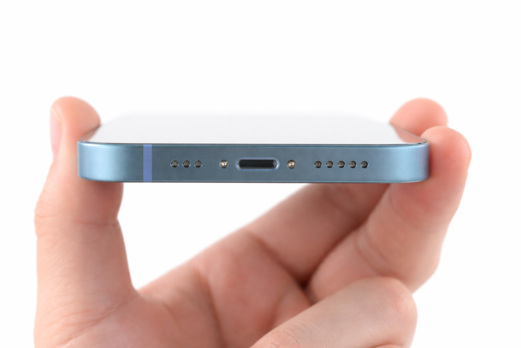 Smartphone Earpiece Sound Distortion Causes Diagnosis and Repair Guide