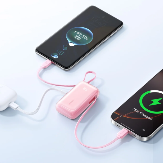 JOYROOM JR-PR2L 10000mAh 35W Fast Charging Power Bank with Built-in Retractable Cable – Blue JOYROOM JR-PR2L 10000mAh 35W Fast Charging Power Bank with Built-in Retractable Cable – Blue